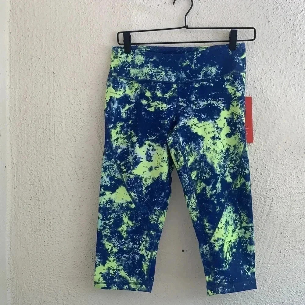 Zelle Capri leggings Blue Maz Barrier Reef NWT Size Small